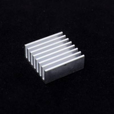 Universal Heat Sink (25 x 25 x 10 mm)