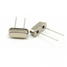 YXC HC-49US 24.576MHZ 30PF 10PPM 2Pin DIP Through-Hole Crystal