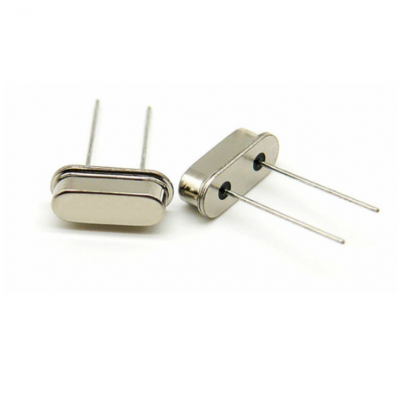 YXC HC-49US 24.576MHZ 30PF 10PPM 2Pin DIP Through-Hole Crystal